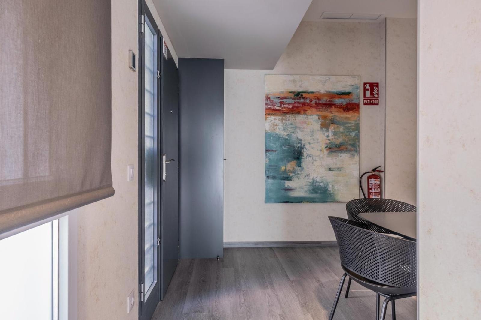 Madrid Modern Apartment Exterior photo